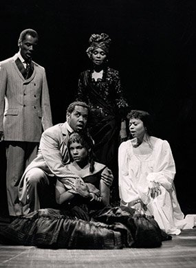 The cast of MARIE CHRISTINE. Photo by Joan Marcus.