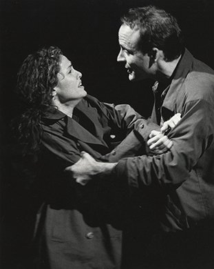 Amy Brenneman and John Benjamin Hickey.  Photo by T. Charles Erickson.